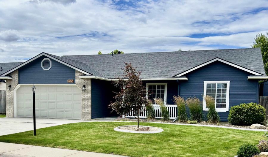 8515 W Shooting Star Dr, Boise, ID 83709 - 3 Beds, 2 Bath