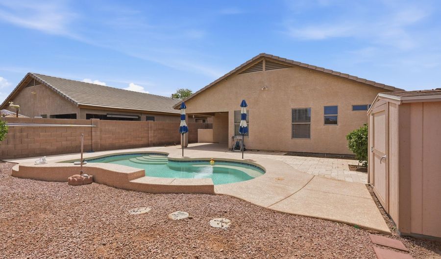 12534 W WOODLAND Ave, Avondale, AZ 85323 - 3 Beds, 2 Bath