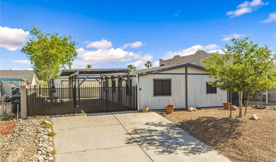 895 Terrace Dr, Bullhead City, AZ 86442 - 3 Beds, 2 Bath