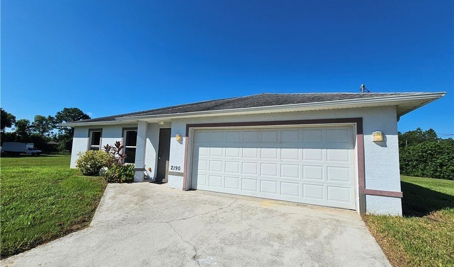 2190 Lincoln Park Ave, Alva, FL 33920 - 3 Beds, 2 Bath