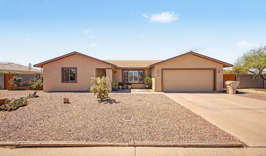 10565 W BUENA VISTA Dr, Arizona City, AZ 85123 - 2 Beds, 2 Bath