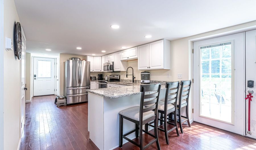 167 Deerfield Rd, Candia, NH 03034 - 3 Beds, 3 Bath