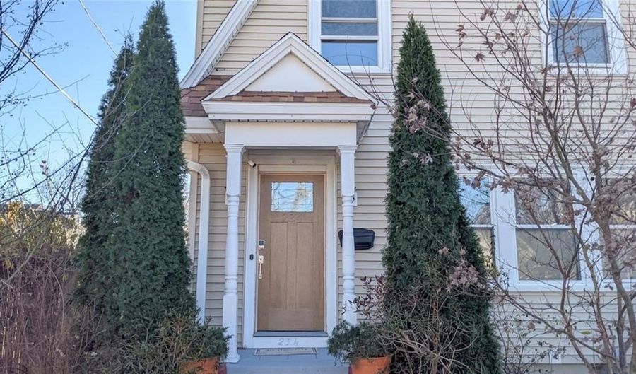234 Park Ave, Cranston, RI 02905 - 4 Beds, 2 Bath