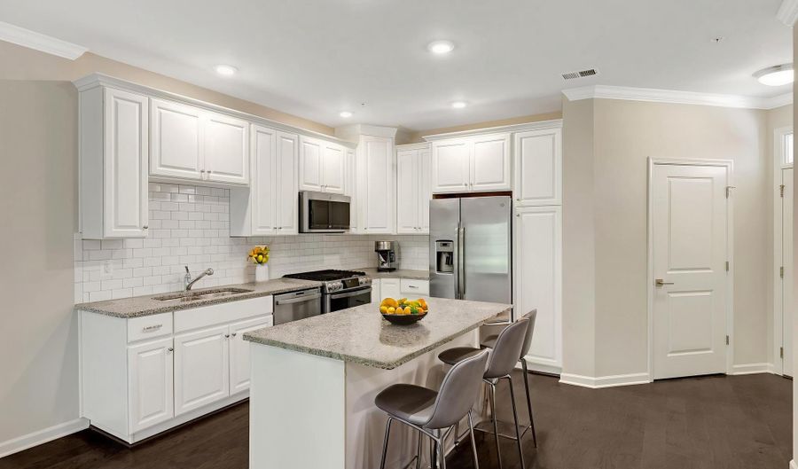 23275 MILLTOWN KNOLL Sq 111, Ashburn, VA 20148 - 2 Beds, 2 Bath