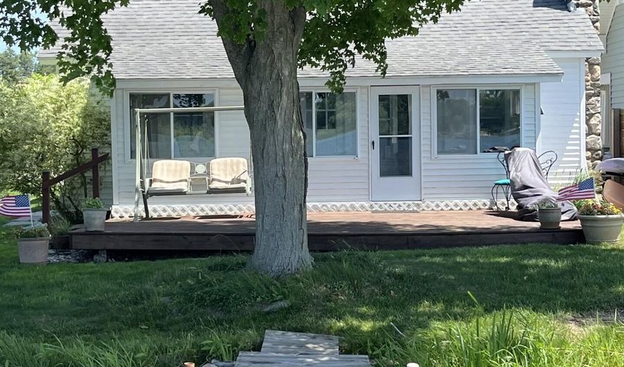 6771 Campau Lake Dr SE, Alto, MI 49302 - 2 Beds, 1 Bath