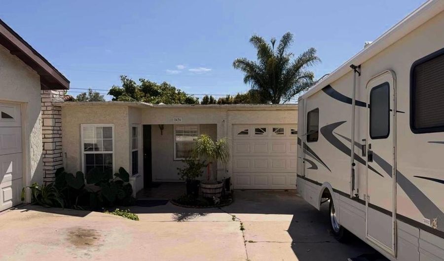 2436 Reo Dr. 38, San Diego, CA 92139 - 4 Beds, 2 Bath