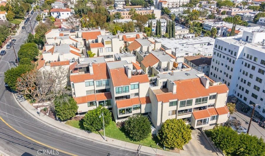 1900 Vine 214, Hollywood, CA 90068 - 1 Beds, 2 Bath