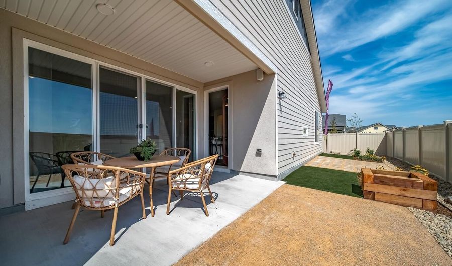 21855 E 51st Dr, Aurora, CO 80019 - 2 Beds, 2 Bath