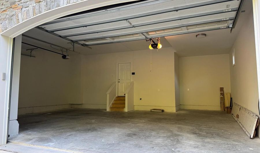 7702 TRAMMELL Rd, Annandale, VA 22003 - 5 Beds, 5 Bath