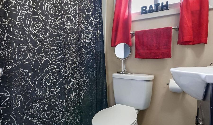 201 GUNNING BEDFORD Dr, Dover, DE 19904 - 4 Beds, 2 Bath