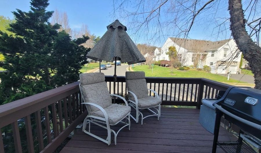 139 Tennis Ct, Belmar, NJ 07719 - 2 Beds, 3 Bath