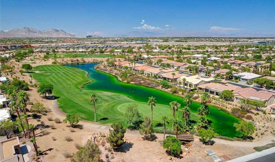 10255 Riva De Angelo Ave, Las Vegas, NV 89135 - 2 Beds, 3 Bath