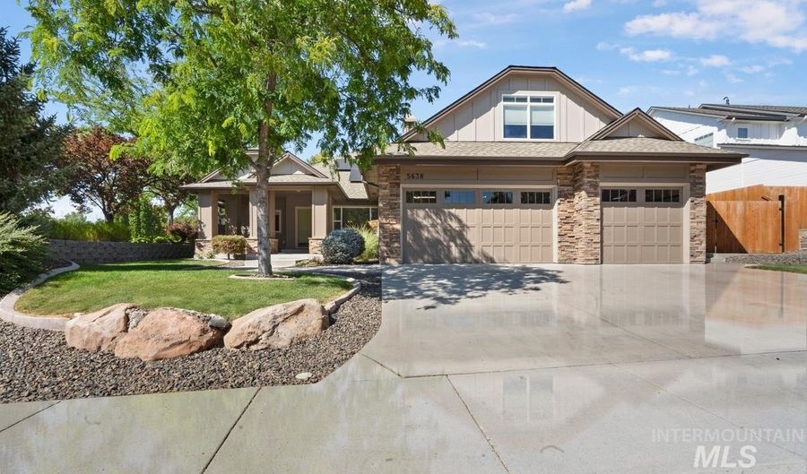 5638 E Felly Rim Ct, Boise, ID 83716 - 6 Beds, 4 Bath