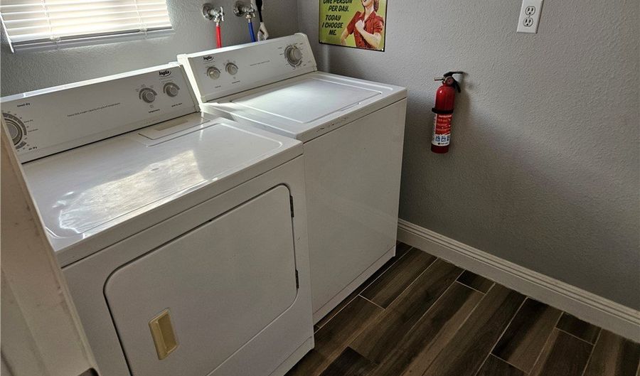 1201 Puerta Vis, Bullhead City, AZ 86442 - 2 Beds, 2 Bath