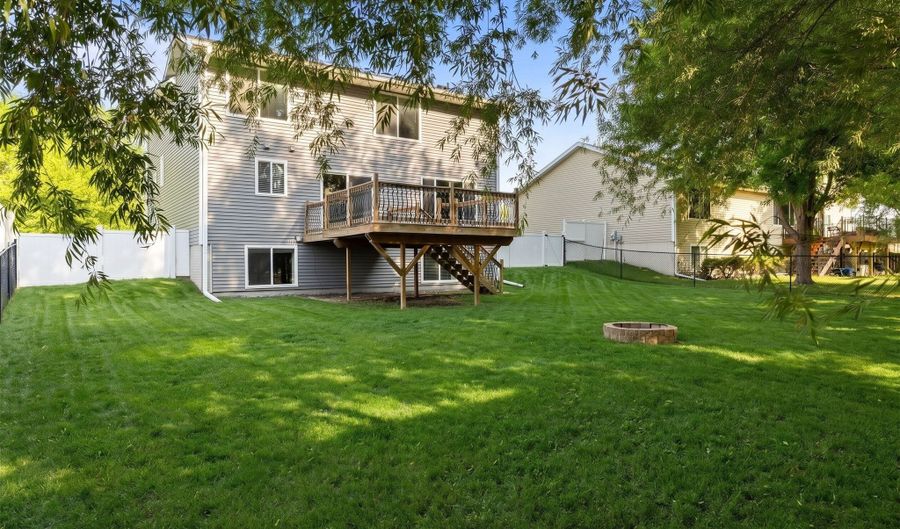 1002 Poe Ave, Ames, IA 50014 - 4 Beds, 4 Bath