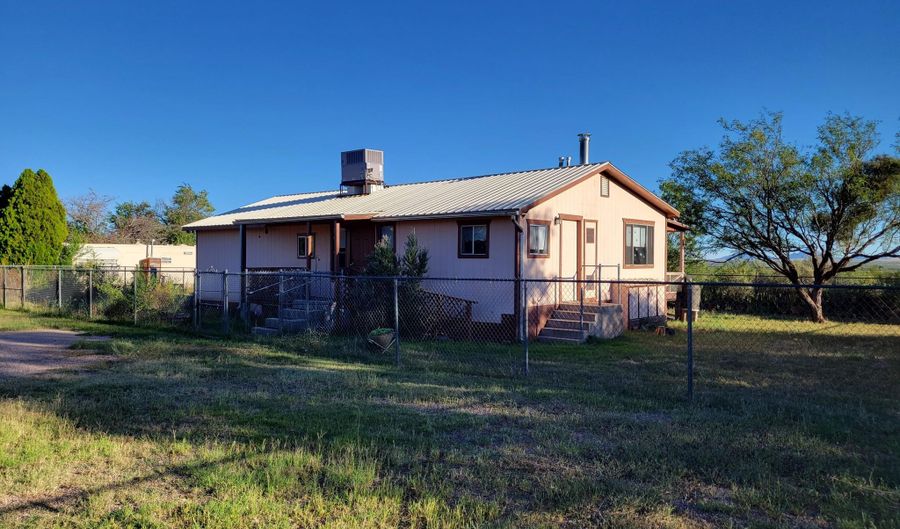 2428 S Coleman St, Bisbee, AZ 85603 - 3 Beds, 2 Bath
