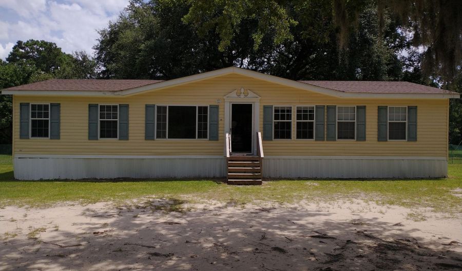 48 Cleveland Dr, Beaufort, SC 29906 - 3 Beds, 2 Bath