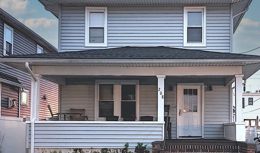 208 14th Ave, Belmar, NJ 07719 - 5 Beds, 2 Bath
