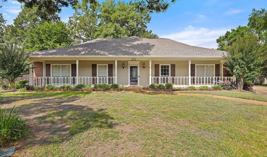 907 Tetbury Pl, Brandon, MS 39047 - 4 Beds, 2 Bath