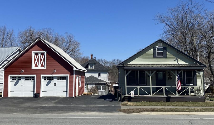 177 Buck St, Bangor, ME 04401 - 2 Beds, 1 Bath