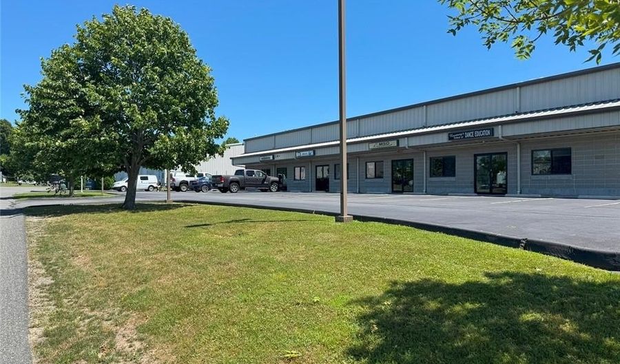 1 Shannon Ct 102, Bristol, RI 02809 - 0 Beds, 0 Bath