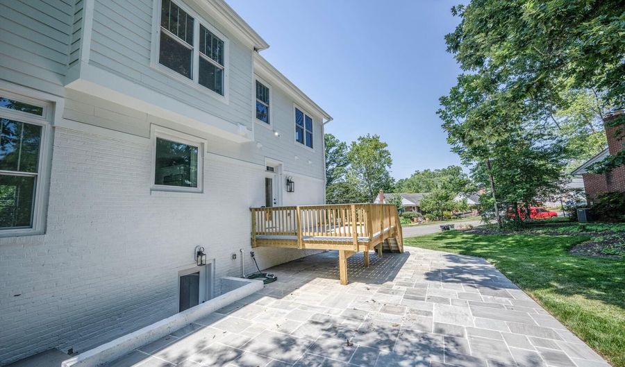 2100 PATRICK HENRY Dr, Arlington, VA 22205 - 5 Beds, 4 Bath