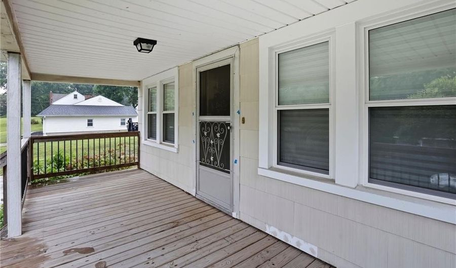 2935 NE Walnut Rd, Avondale, MO 64117 - 2 Beds, 1 Bath