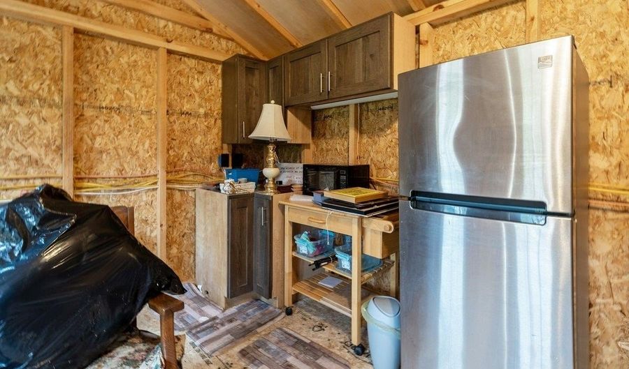 28 Hilltop Rd, Alburgh, VT 05440 - 3 Beds, 1 Bath