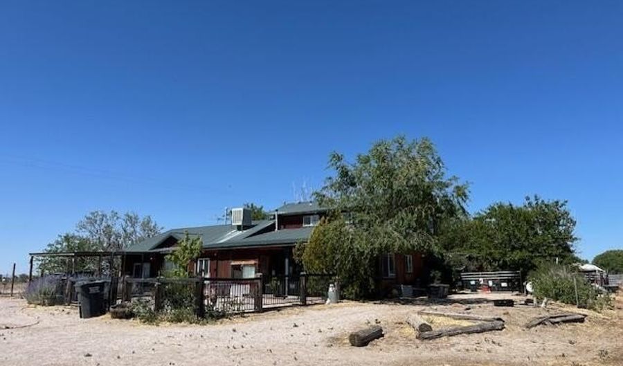 3860 Edwards Ln, Fallon, NV 89406 - 3 Beds, 3 Bath