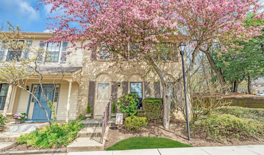 86 Bradford Ct, Aberdeen, NJ 07747 - 3 Beds, 3 Bath