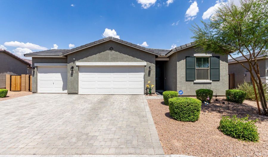 1808 N MENZE Ln, Casa Grande, AZ 85122 - 4 Beds, 2 Bath