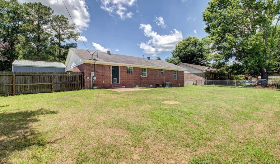 1000 A Locust St, Beebe, AR 72012 - 3 Beds, 2 Bath