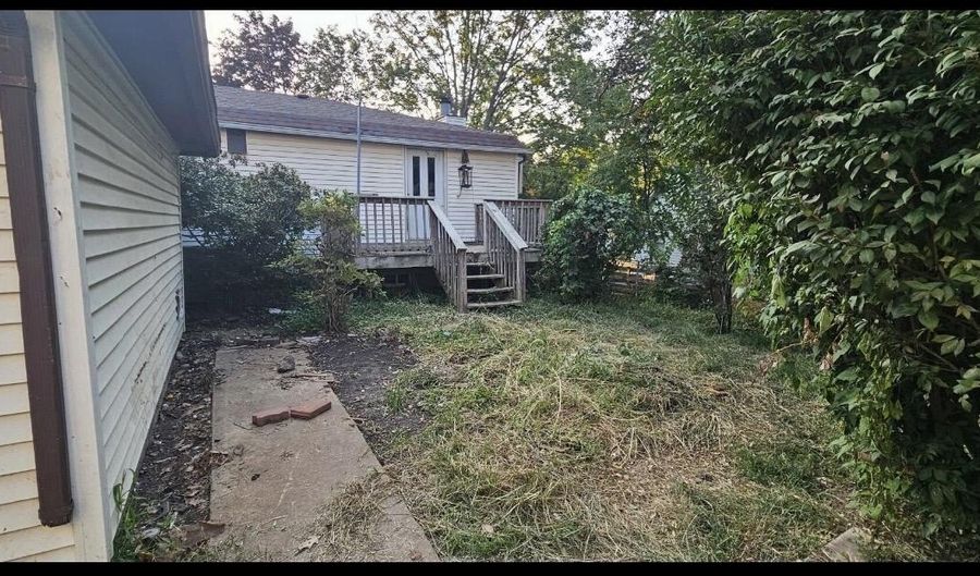 1010 CEDAR St, Atlantic, IA 50022 - 3 Beds, 2 Bath