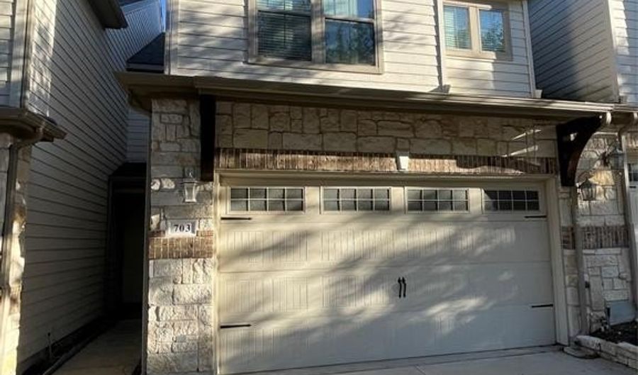 703 Chestnut Hill Dr, Allen, TX 75013 - 3 Beds, 3 Bath