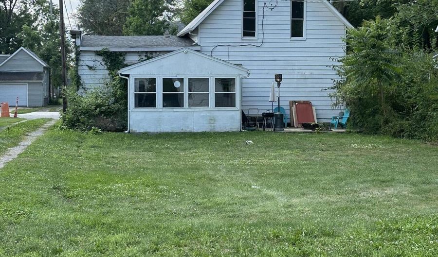216 W Highland Ave, Ada, OH 45810 - 3 Beds, 1 Bath