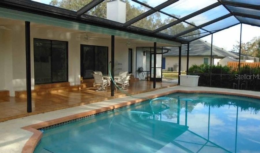 305 S CHASE Ct, Altamonte Springs, FL 32714 - 4 Beds, 3 Bath