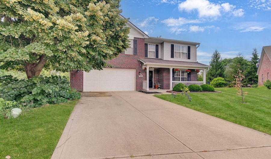 1136 Beal Ct, Indianapolis, IN 46217 - 4 Beds, 3 Bath