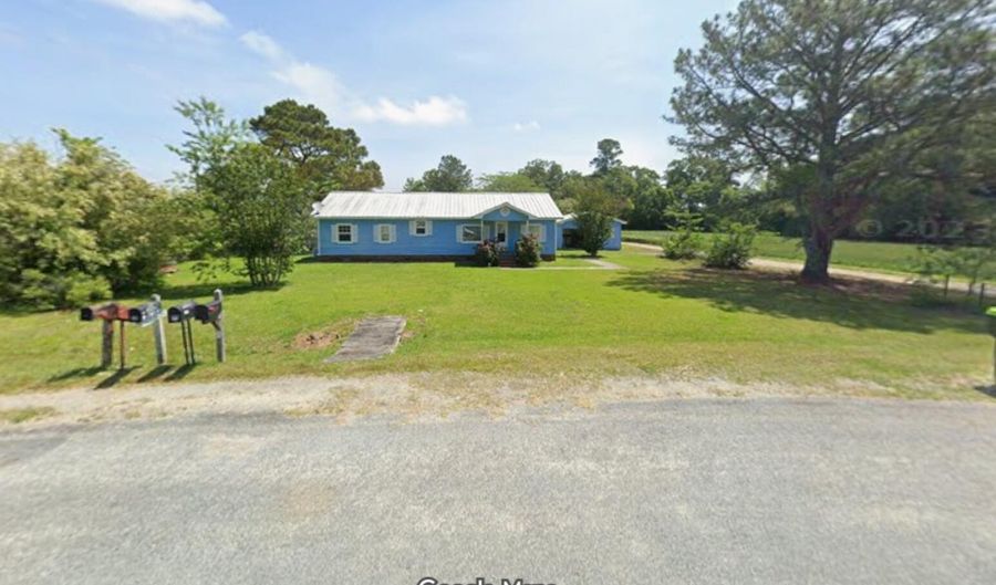 484 Yellow Skin Rd, Autryville, NC 28318 - 3 Beds, 2 Bath