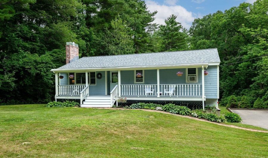 23 Island Pond Rd, Atkinson, NH 03811 - 2 Beds, 1 Bath