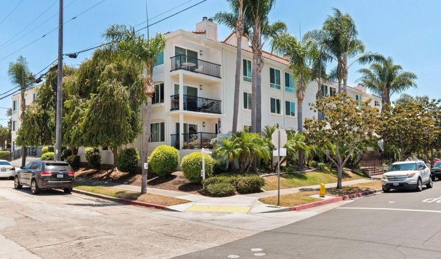 3633 Indiana St 11, San Diego, CA 92103 - 2 Beds, 2 Bath