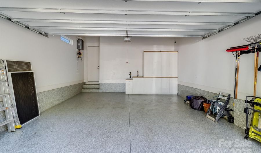 3110 Creighton Dr, Charlotte, NC 28205 - 4 Beds, 4 Bath