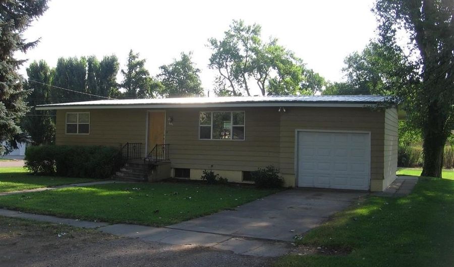 601 S 8th St, Basin, WY 82410 - 2 Beds, 2 Bath