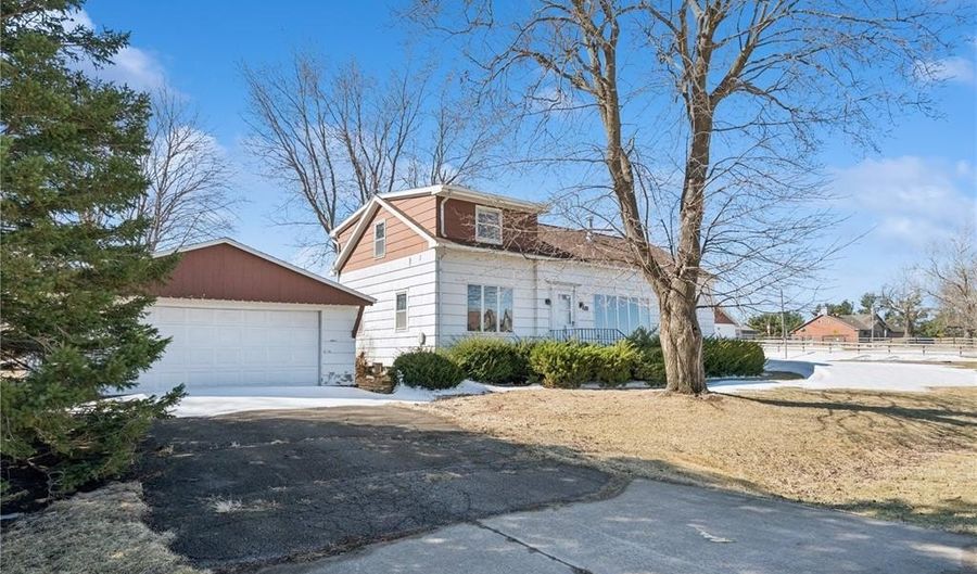 4306 F St, Amana, IA 52203 - 3 Beds, 3 Bath