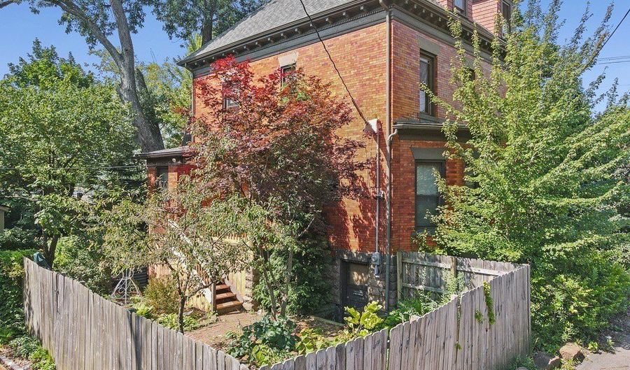 740 S Union Ave, Alliance, OH 44601 - 3 Beds, 2 Bath