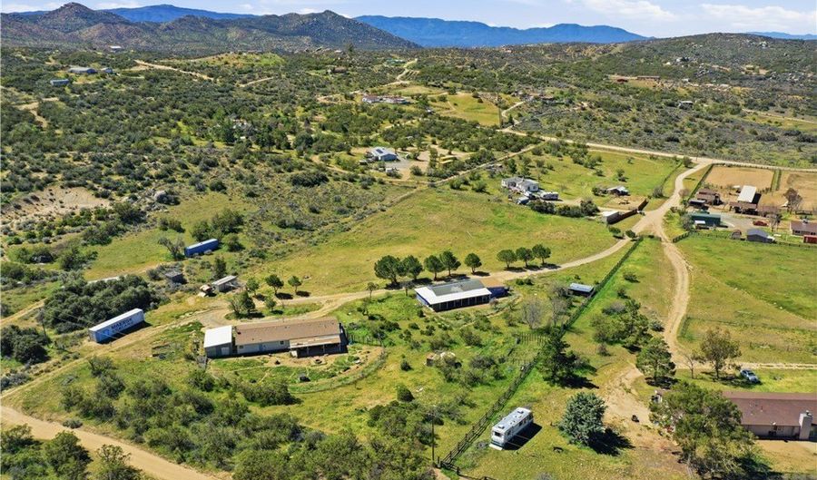 53985 Robin, Aguanga, CA 92536 - 7 Beds, 6 Bath