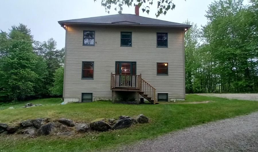 33 Cedar Ln, Appleton, ME 04862 - 3 Beds, 2 Bath