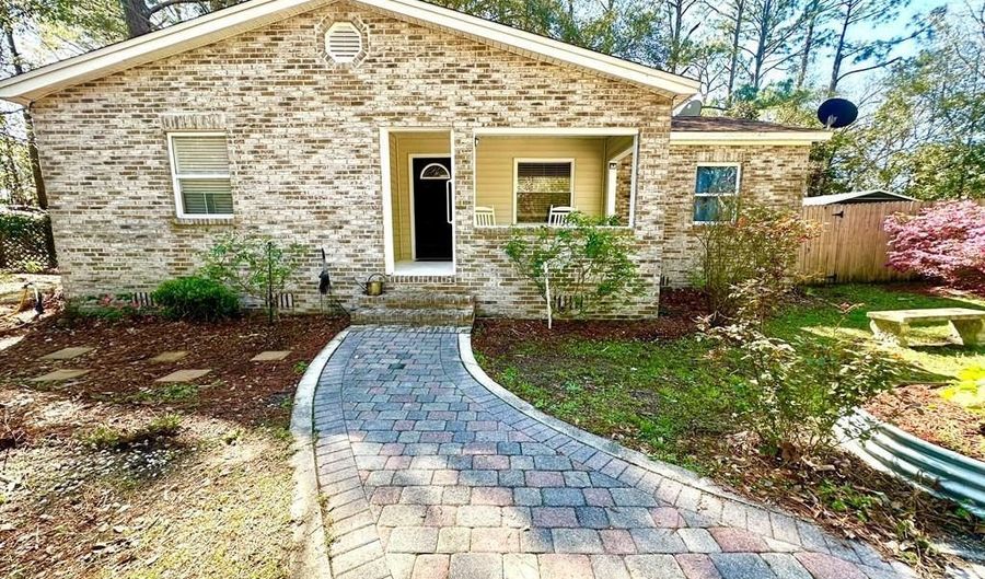 44 Chapman Rd, Apalachicola, FL 32320 - 3 Beds, 2 Bath