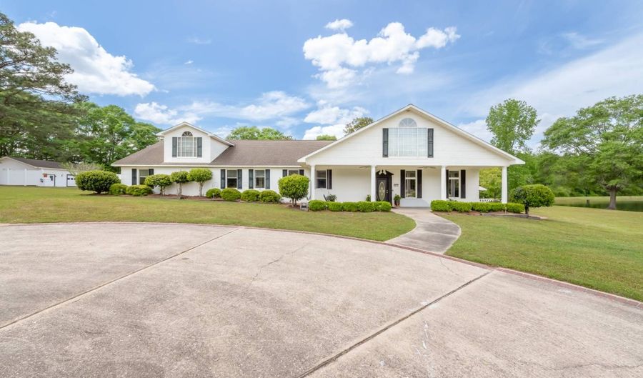 26511 Antioch Rd, Andalusia, AL 36421 - 6 Beds, 6 Bath