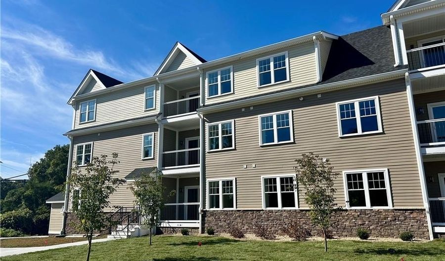 0 Greenwich Blvd 308, East Greenwich, RI 02818 - 2 Beds, 2 Bath