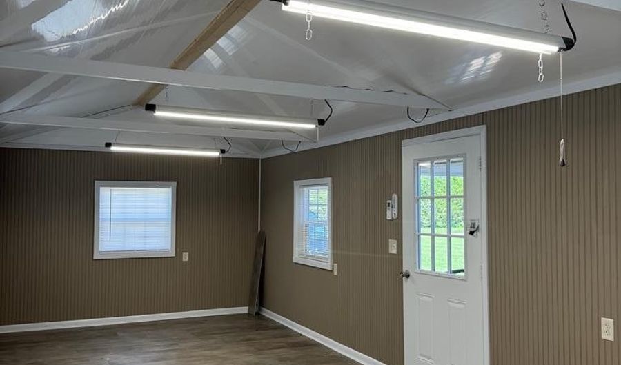 8298 Southfork, Baxter, TN 38544 - 3 Beds, 3 Bath